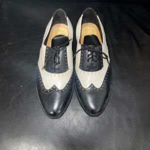Vintage Elegant Two-Tone unisex Oxford Shoes